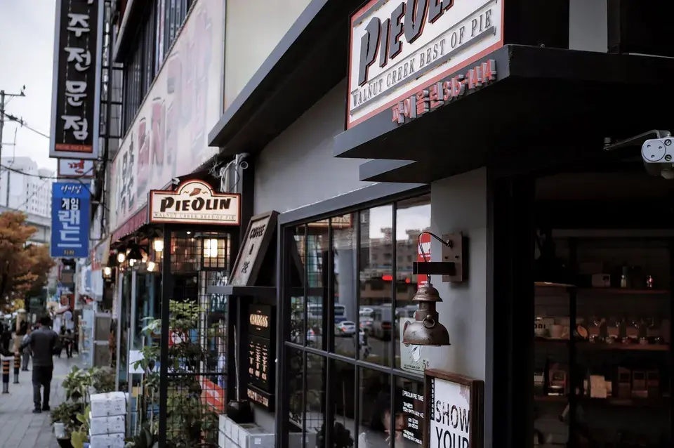Discover Carmichael's Local Gems in Carmichael